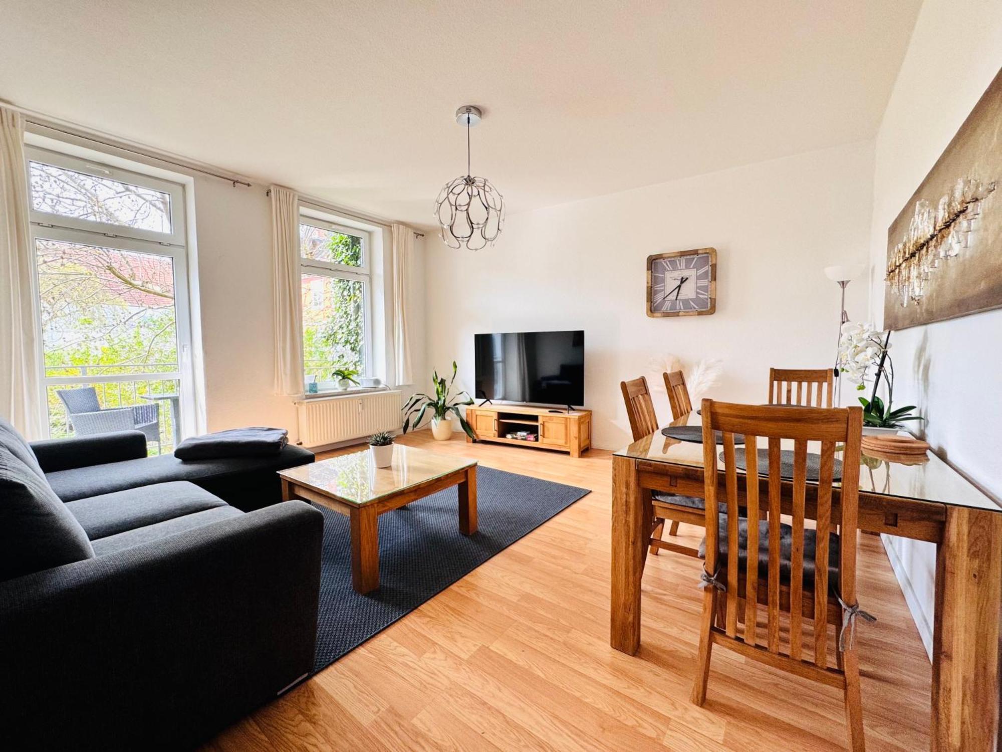 Attraktive Wohnung Im Schoenen Hinterhof Schwerin  Esterno foto